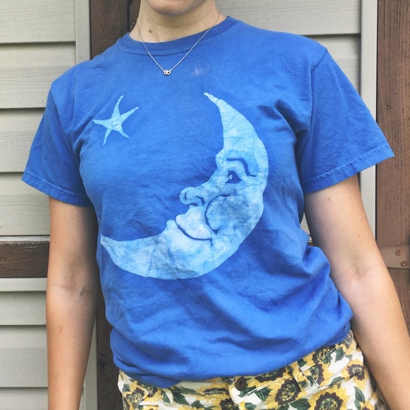 Vintage Tops - SOLD. Goodnight Moon t-shirt! 🌙